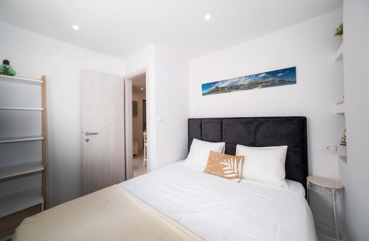 New Cozy Apartment - Center Of Old Town โอมิช ภายนอก รูปภาพ